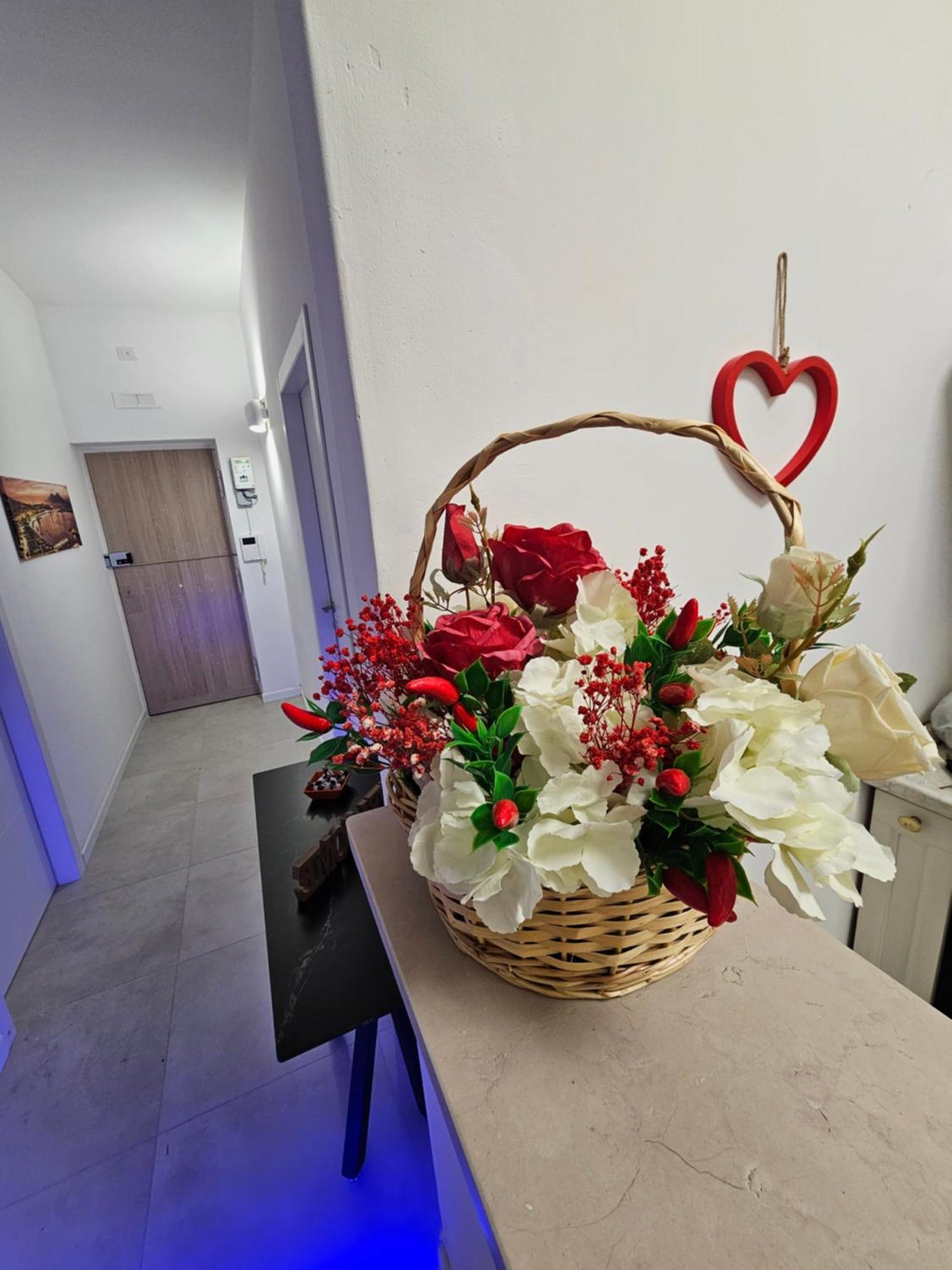 Erminia Suite Napels Buitenkant foto